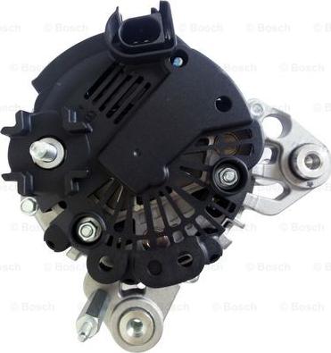 BOSCH F 042 205 092 - Alternatore www.autoricambi360.it
