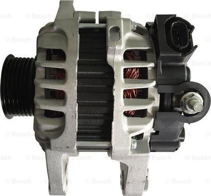 BOSCH F 042 205 152 - Alternatore www.autoricambi360.it
