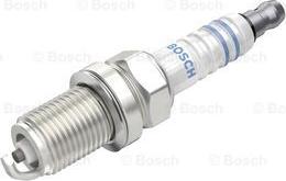 BOSCH F 000 KE0 P46 - Candela accensione www.autoricambi360.it