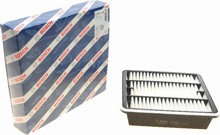 BOSCH F 026 400 306 - Filtro aria www.autoricambi360.it