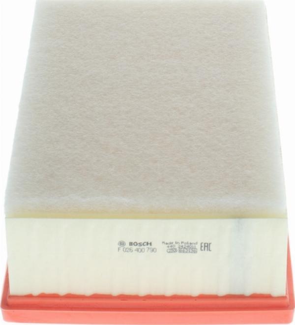 BOSCH F 026 400 790 - Filtro aria www.autoricambi360.it