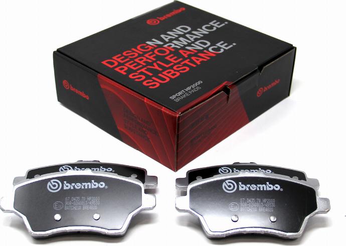 Brembo 07.D435.70 - Kit pastiglie freno per elevate prestazioni www.autoricambi360.it