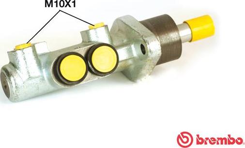 Brembo M 85 040 - Cilindro maestro del freno www.autoricambi360.it
