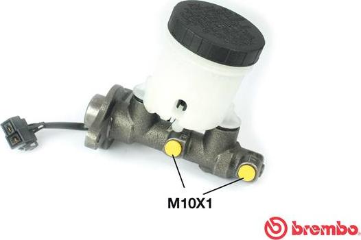 Brembo M 30 003 - Cilindro maestro del freno www.autoricambi360.it