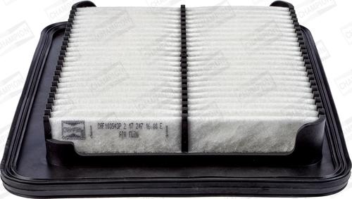 Champion CAF100943P - Filtro aria www.autoricambi360.it