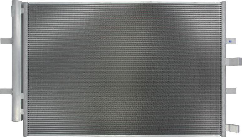 Delphi CF20640 - Condensatore, Climatizzatore www.autoricambi360.it