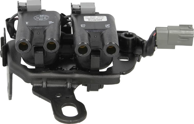 Denso DIC-0114 - Bobina d'accensione www.autoricambi360.it
