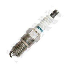 Denso IT20 - Candela accensione www.autoricambi360.it