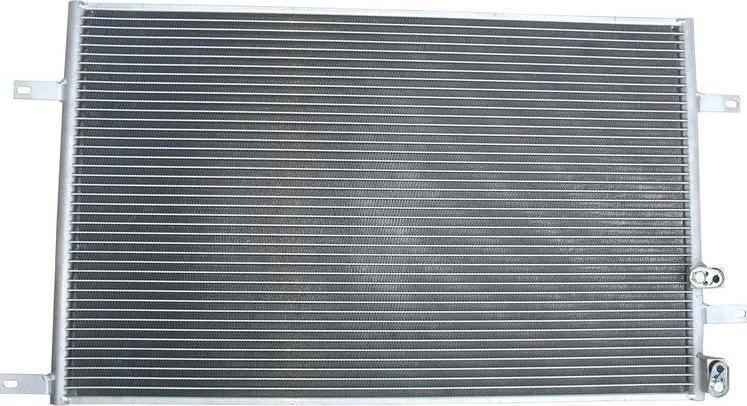 ERA 667435 - Condensatore, Climatizzatore www.autoricambi360.it