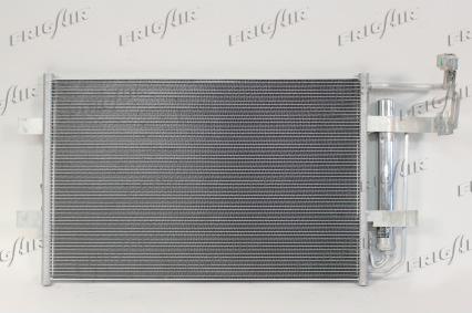 Frigair 0825.3026 - Condensatore, Climatizzatore www.autoricambi360.it