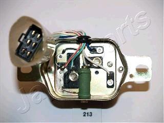 Japanparts RE-213 - Regolatore alternatore www.autoricambi360.it