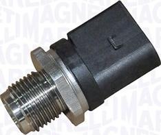Magneti Marelli 215810014700 - Sensore, Pressione carburante www.autoricambi360.it