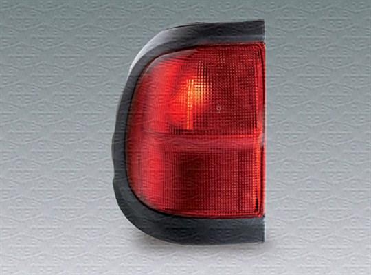 Magneti Marelli 714098290439 - Luce posteriore di stop www.autoricambi360.it