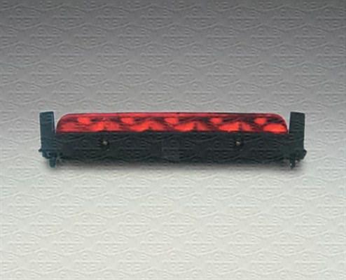 Magneti Marelli 714038310602 - Luce supplementare freno www.autoricambi360.it