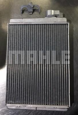 MAHLE AH 24 000S - Scambiatore calore, Riscaldamento abitacolo www.autoricambi360.it
