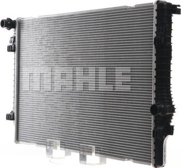 MAHLE CR 811 000S - Radiatore, Raffreddamento motore www.autoricambi360.it