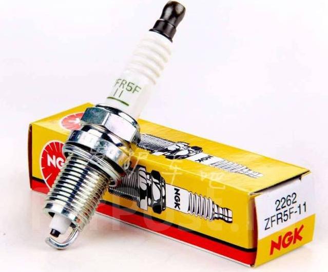 NGK ZFR 5F-11 - Candela accensione www.autoricambi360.it