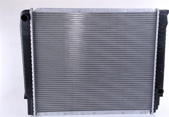Nissens 65550A - Radiatore, Raffreddamento motore www.autoricambi360.it