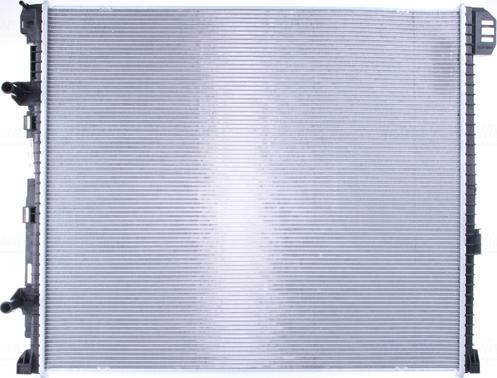 NISSENS 606979 - Radiatore, Raffreddamento motore www.autoricambi360.it