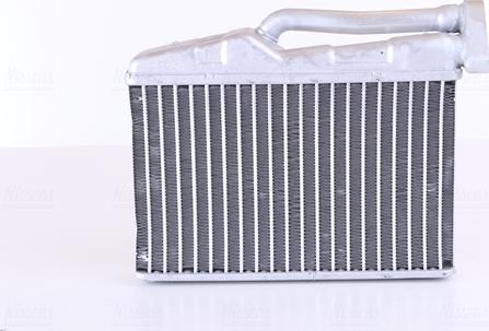 NISSENS 70530 - Scambiatore calore, Riscaldamento abitacolo www.autoricambi360.it