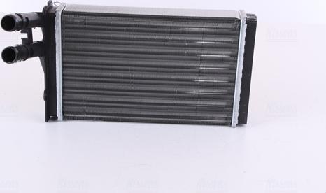 Nissens 70221 - Scambiatore calore, Riscaldamento abitacolo www.autoricambi360.it