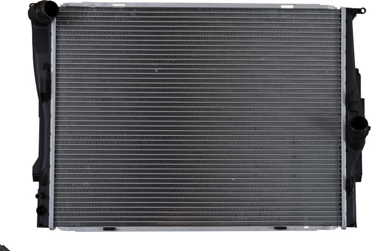 NRF 53473 - Radiatore, Raffreddamento motore www.autoricambi360.it