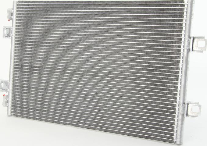 NRF 35909 - Condensatore, Climatizzatore www.autoricambi360.it