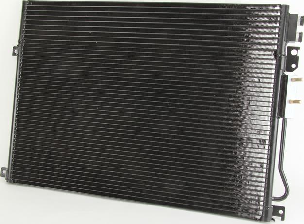 NRF 35920 - Condensatore, Climatizzatore www.autoricambi360.it
