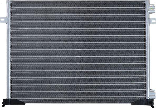 NRF 35482 - Condensatore, Climatizzatore www.autoricambi360.it