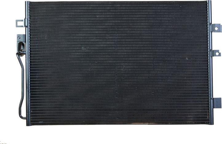 NRF 350087 - Condensatore, Climatizzatore www.autoricambi360.it