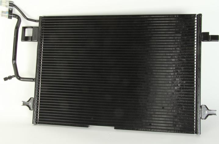 NRF 35291 - Condensatore, Climatizzatore www.autoricambi360.it