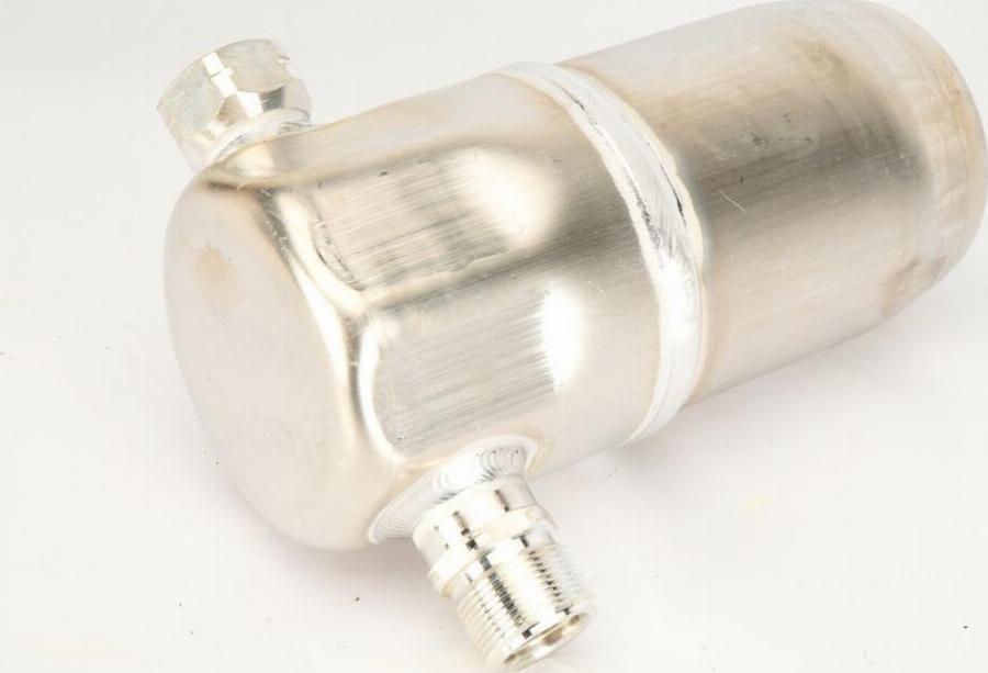 NRF 33081 - Essiccatore, Climatizzatore www.autoricambi360.it