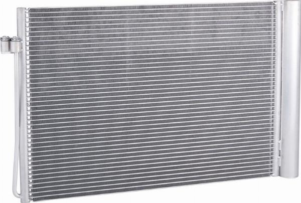 Valeo 526130 - Condensatore, Climatizzatore www.autoricambi360.it
