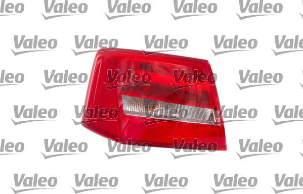 VALEO 044521 - Luce posteriore www.autoricambi360.it