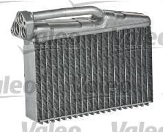 VALEO 715305 - Scambiatore calore, Riscaldamento abitacolo www.autoricambi360.it