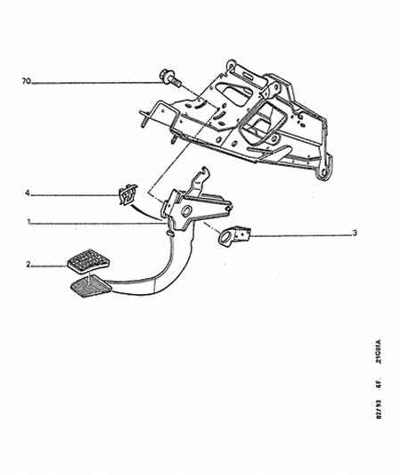 PSA 2130 13 - Kit rivestimento pedale www.autoricambi360.it